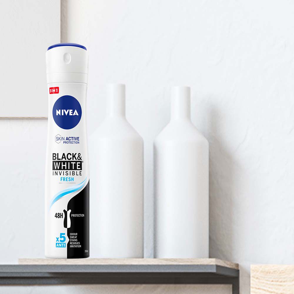 Nivea Black & White Invisible Fresh Deodorante Spray 150 ml, , large