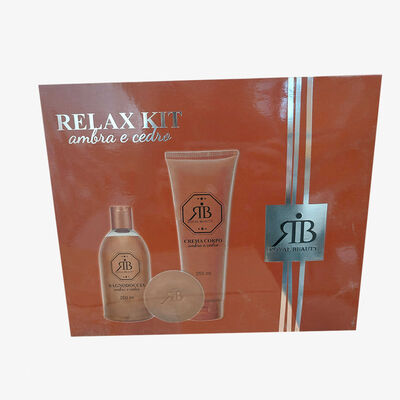 Royal Beauty Cofanetto Set Bagno: 3 Bagnoschiuma + Crema Corpo + Sapone	